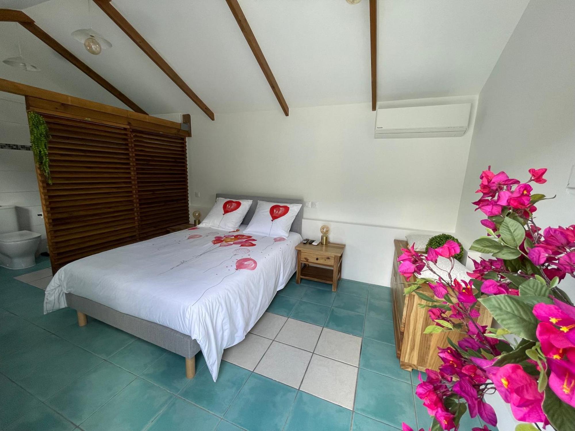 Bungalow "Doussin' Kreyol", Au Calme A 150M De La Plage Grande Anse Exterior photo